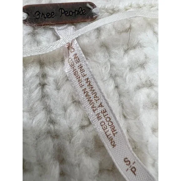 Free People Size S Carter Pullover Sweater Color Ivory MSRP $98 - Picture 12 of 13